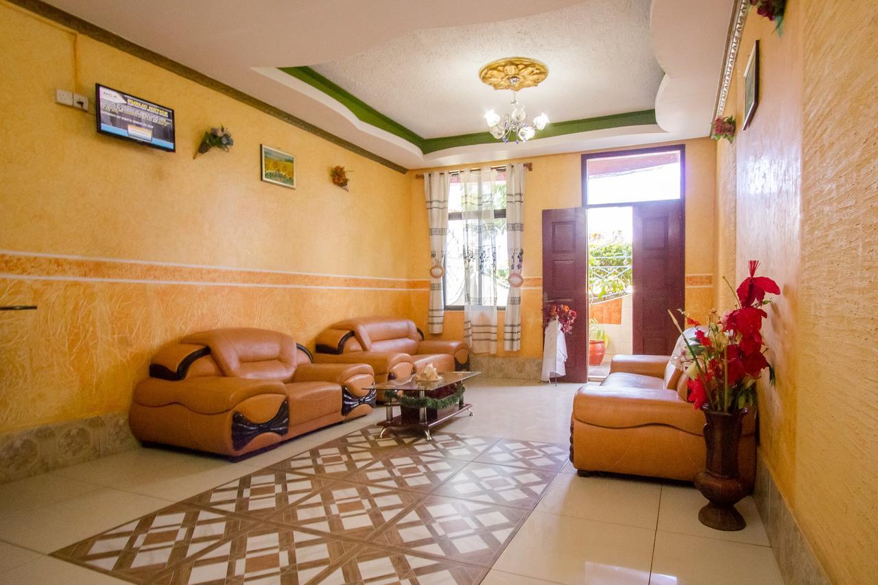 Grande Hotel Isiolo Exteriér fotografie